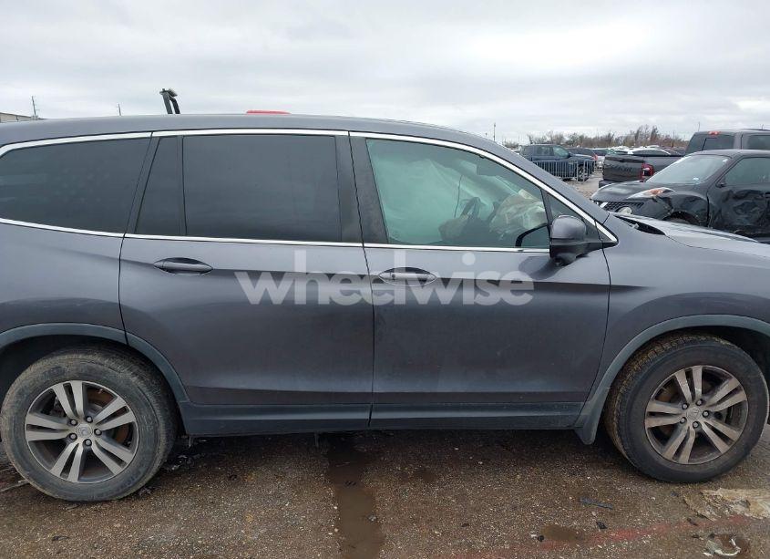 Photo 13 of 2017 Honda Pilot EX-L (VIN 5FNYF6H58HB073456)