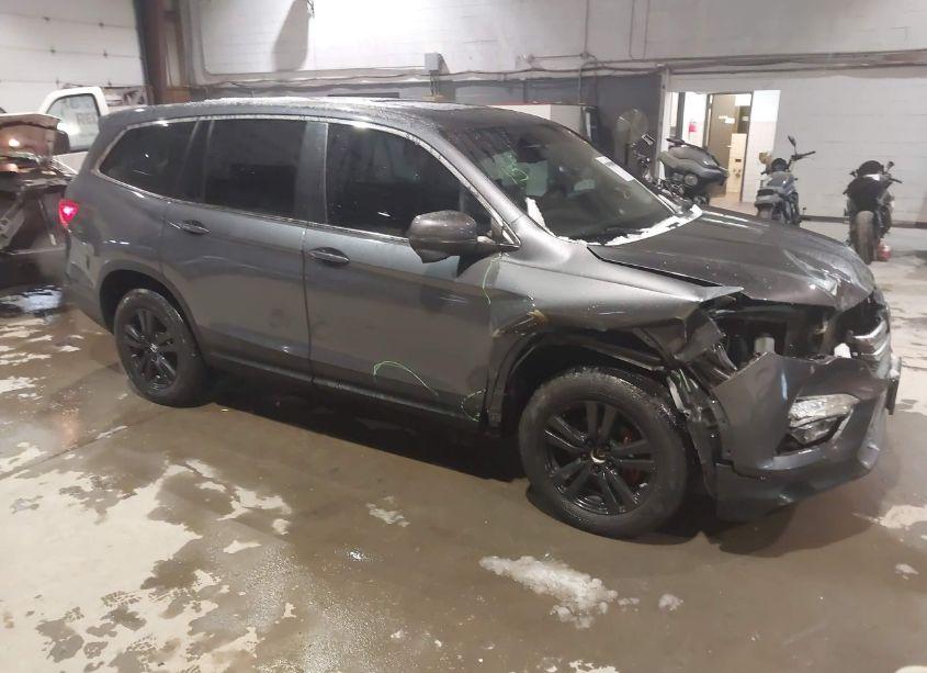 2017 Honda Pilot EX-L (VIN 5FNYF6H58HB094209) main photo