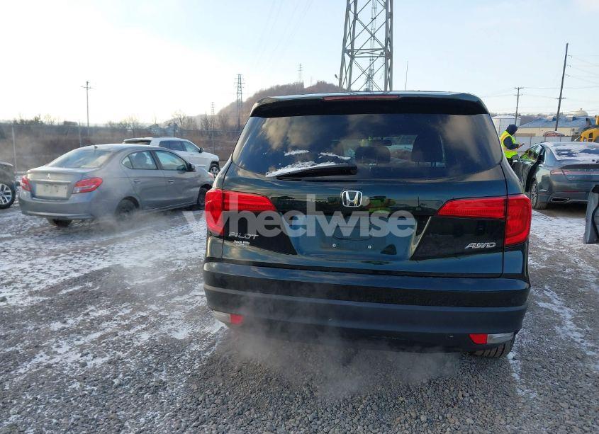 Photo 16 of 2018 Honda Pilot EX-L (VIN 5FNYF6H58JB059045)