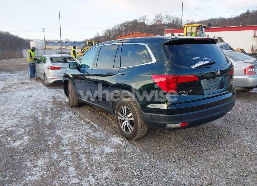 Photo 3 of 2018 Honda Pilot EX-L (VIN 5FNYF6H58JB059045)