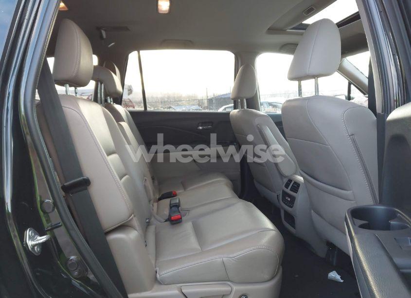 Photo 8 of 2018 Honda Pilot EX-L (VIN 5FNYF6H58JB059045)