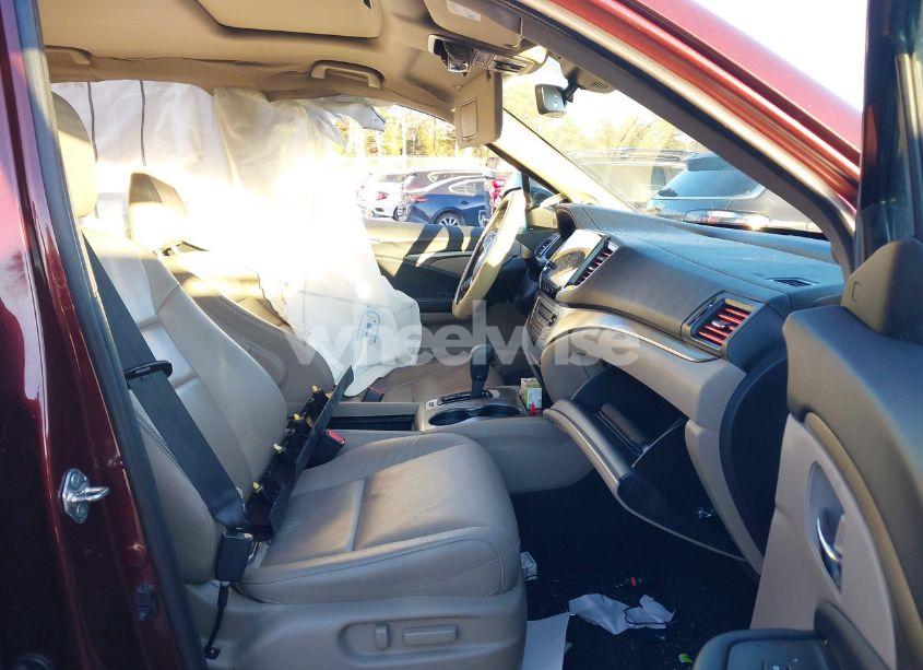 Photo 5 of 2019 Honda Pilot EX-L (VIN 5FNYF6H58KB051447)