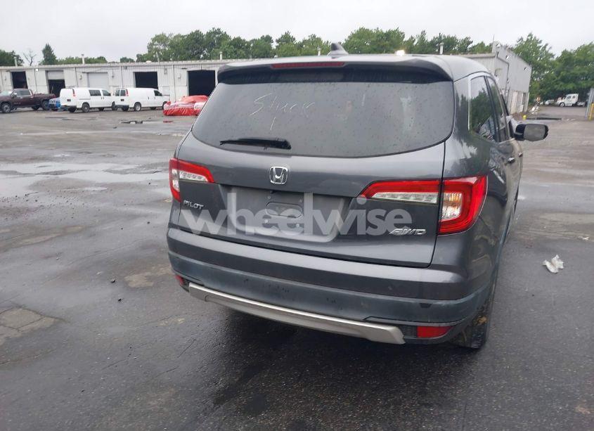 Photo 16 of 2019 Honda Pilot EX-L (VIN 5FNYF6H58KB053845)