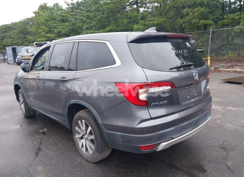 Photo 3 of 2019 Honda Pilot EX-L (VIN 5FNYF6H58KB053845)