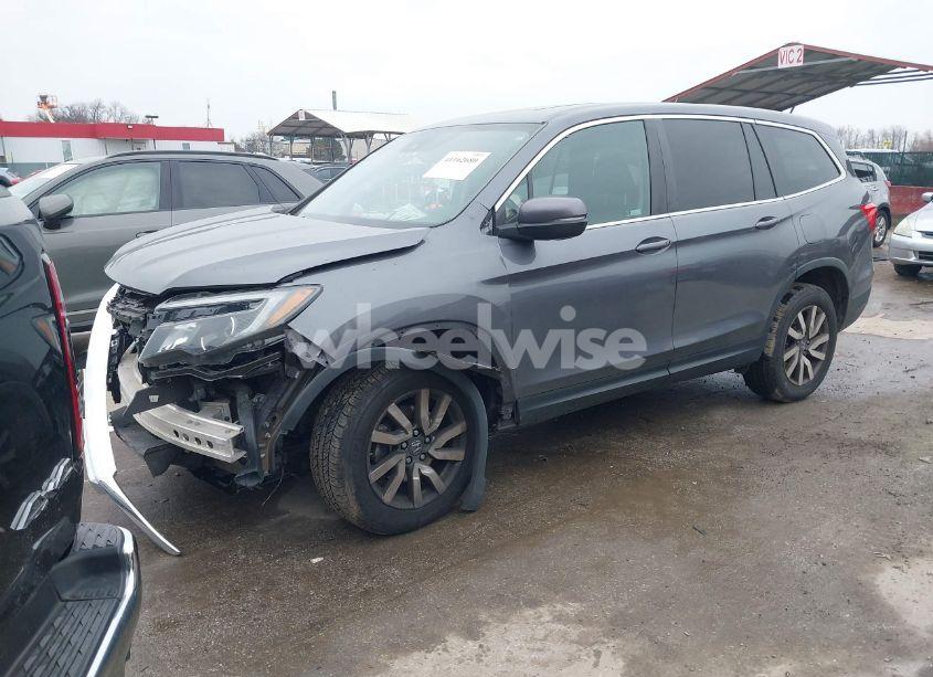 Photo 2 of 2019 Honda Pilot EX-L (VIN 5FNYF6H58KB056857)