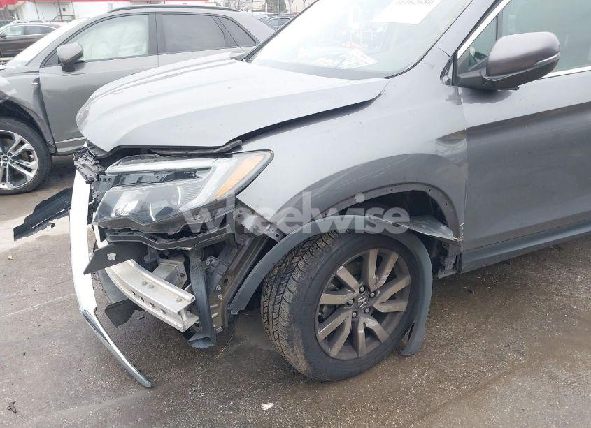 Photo 6 of 2019 Honda Pilot EX-L (VIN 5FNYF6H58KB056857)