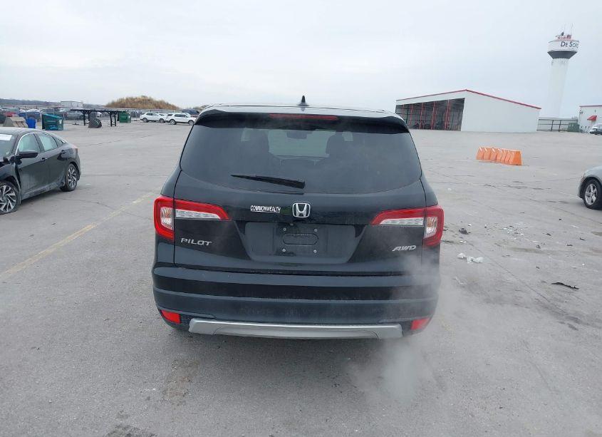Photo 16 of 2019 Honda Pilot EX-L (VIN 5FNYF6H58KB064781)