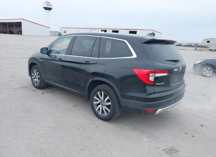 Photo 3 of 2019 Honda Pilot EX-L (VIN 5FNYF6H58KB064781)