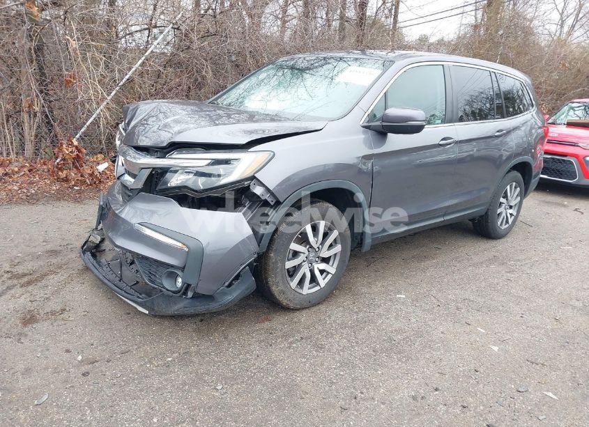 Photo 2 of 2021 Honda Pilot AWD EX-L (VIN 5FNYF6H58MB021982)