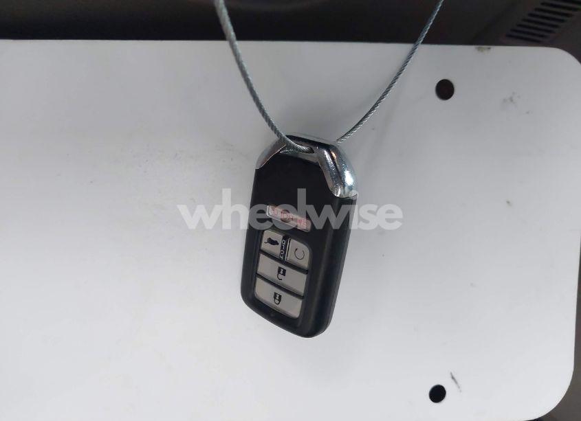 Photo 11 of 2016 Honda Pilot EX-L (VIN 5FNYF6H59GB024314)