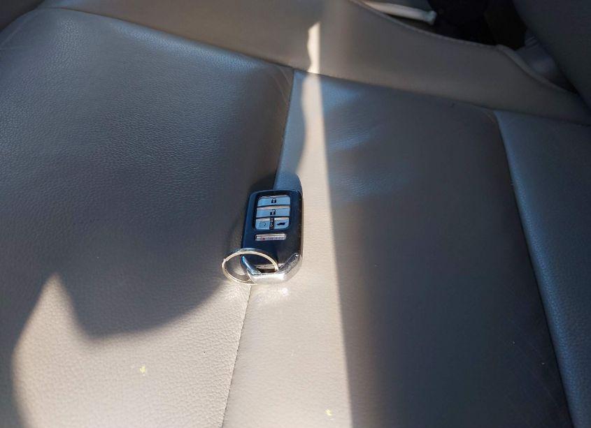 Photo 11 of 2016 Honda Pilot EX-L (VIN 5FNYF6H59GB039198)