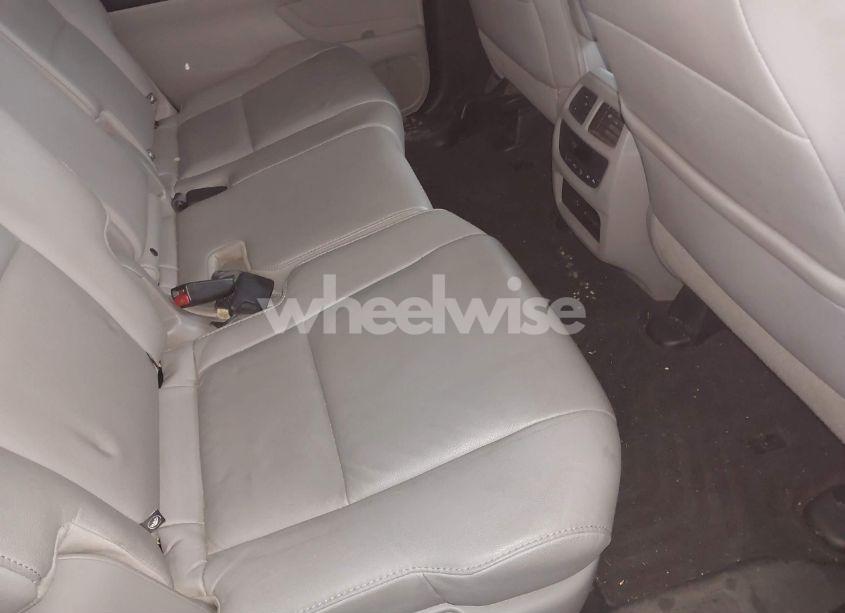 Photo 8 of 2016 Honda Pilot EX-L (VIN 5FNYF6H59GB093374)