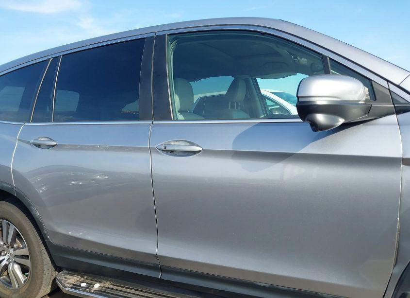 Photo 13 of 2017 Honda Pilot EX-L (VIN 5FNYF6H59HB001228)