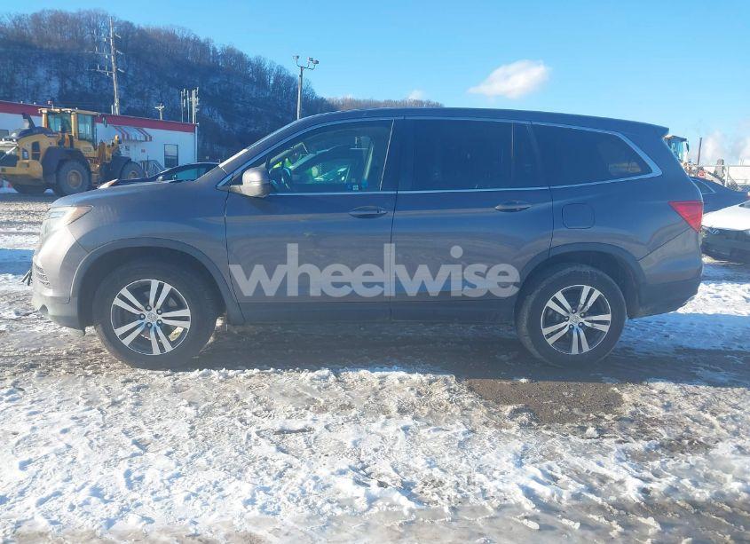 Photo 14 of 2017 Honda Pilot EX-L (VIN 5FNYF6H59HB015260)