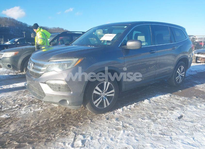 Photo 2 of 2017 Honda Pilot EX-L (VIN 5FNYF6H59HB015260)