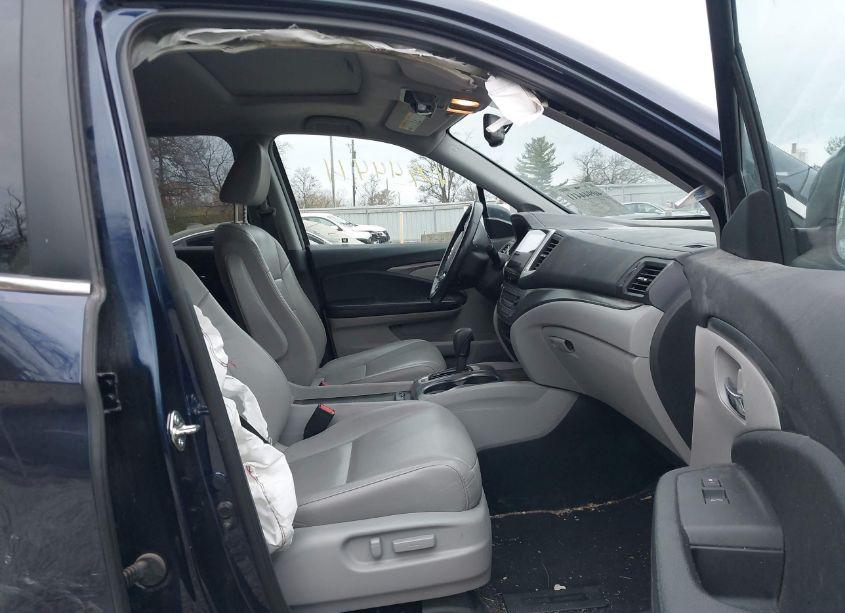 Photo 5 of 2017 Honda Pilot EX-L (VIN 5FNYF6H59HB023097)