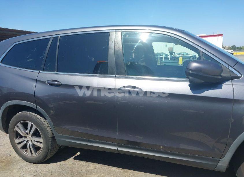 Photo 13 of 2017 Honda Pilot EX-L (VIN 5FNYF6H59HB032480)