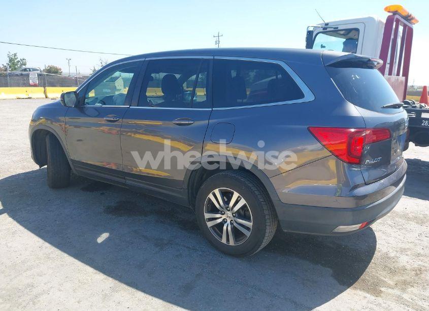 Photo 3 of 2017 Honda Pilot EX-L (VIN 5FNYF6H59HB032480)