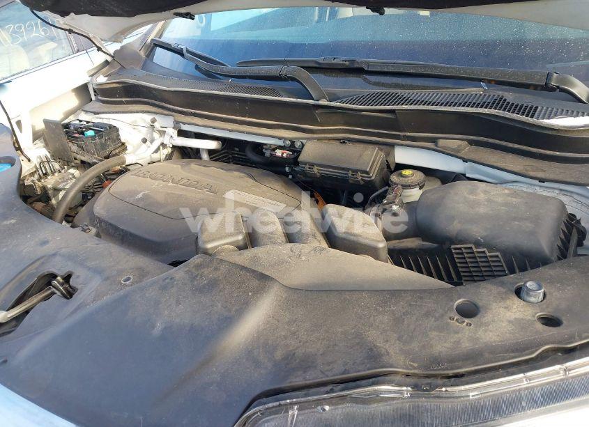 Photo 10 of 2019 Honda Pilot EX-L (VIN 5FNYF6H59KB015363)