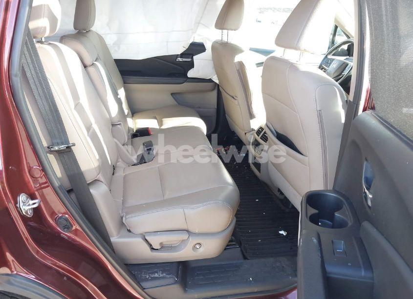 Photo 8 of 2019 Honda Pilot EX-L (VIN 5FNYF6H59KB018070)