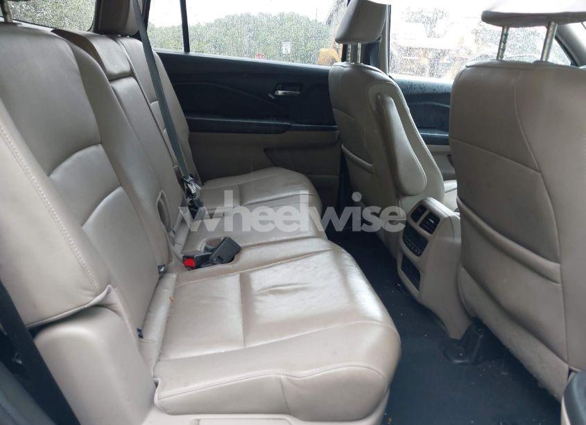 Photo 8 of 2016 Honda Pilot EX-L (VIN 5FNYF6H5XGB007876)