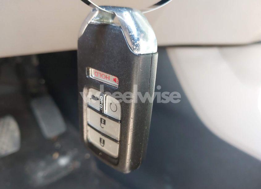 Photo 11 of 2016 Honda Pilot EX-L (VIN 5FNYF6H5XGB031126)