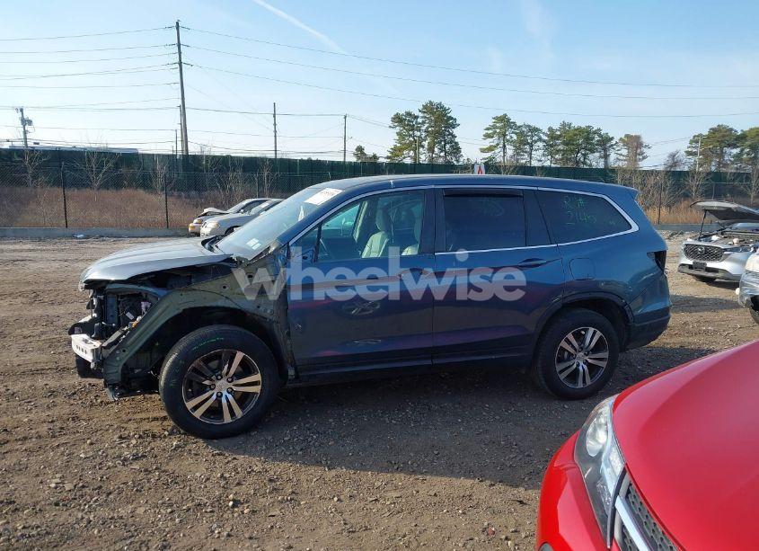 Photo 14 of 2017 Honda Pilot EX-L (VIN 5FNYF6H5XHB060272)