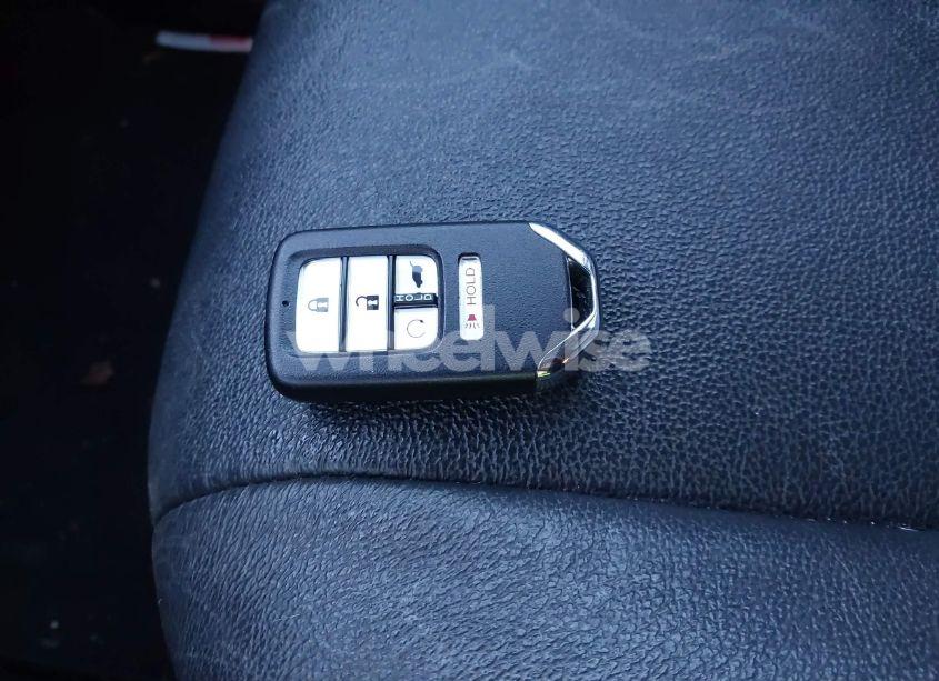 Photo 11 of 2017 Honda Pilot EX-L (VIN 5FNYF6H5XHB097676)