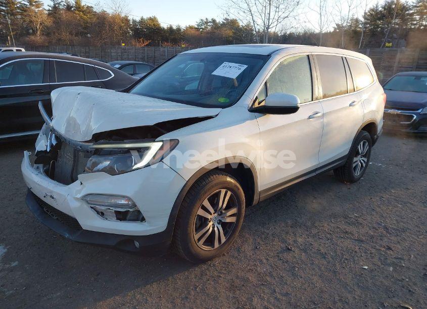 Photo 2 of 2017 Honda Pilot EX-L (VIN 5FNYF6H5XHB097676)