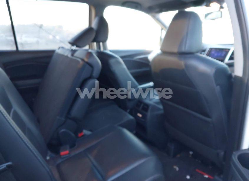 Photo 8 of 2017 Honda Pilot EX-L (VIN 5FNYF6H5XHB097676)