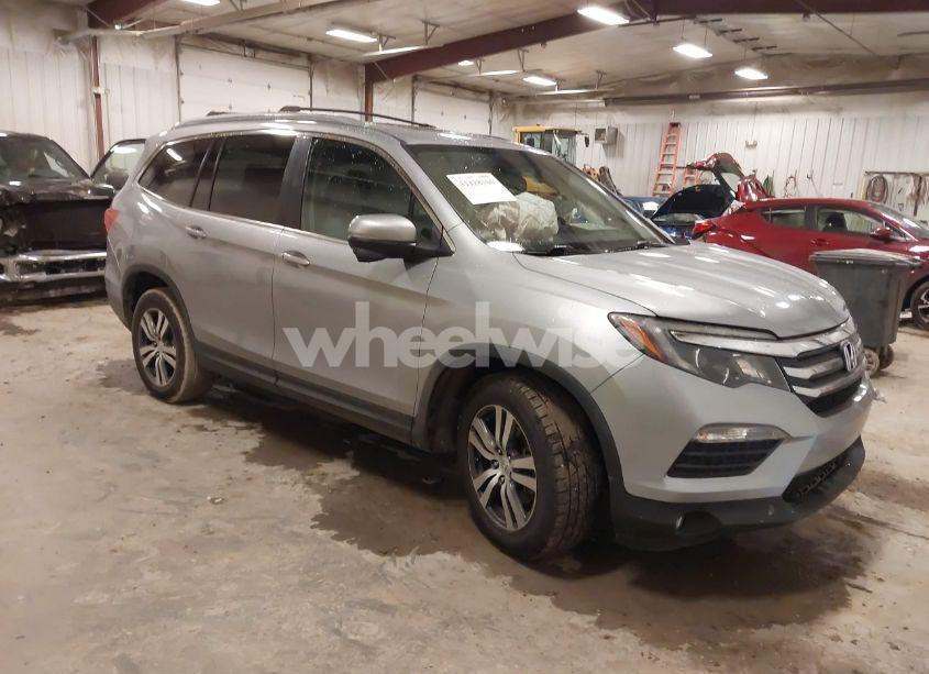 2017 Honda Pilot EX-L (VIN 5FNYF6H5XHB100978) main photo
