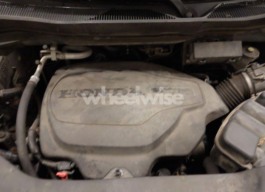 Photo 10 of 2017 Honda Pilot EX-L (VIN 5FNYF6H5XHB100978)