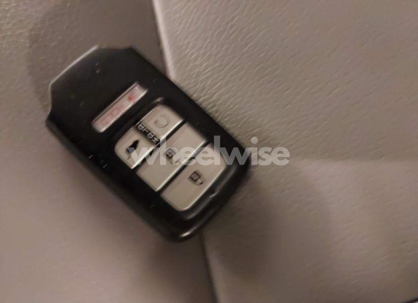 Photo 11 of 2017 Honda Pilot EX-L (VIN 5FNYF6H5XHB100978)