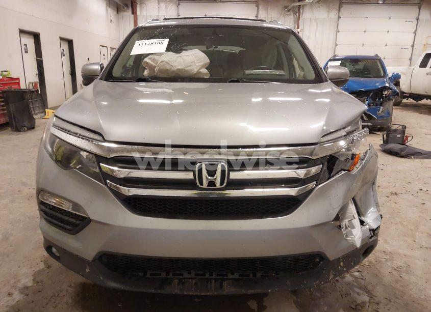 Photo 12 of 2017 Honda Pilot EX-L (VIN 5FNYF6H5XHB100978)