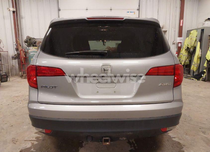 Photo 16 of 2017 Honda Pilot EX-L (VIN 5FNYF6H5XHB100978)