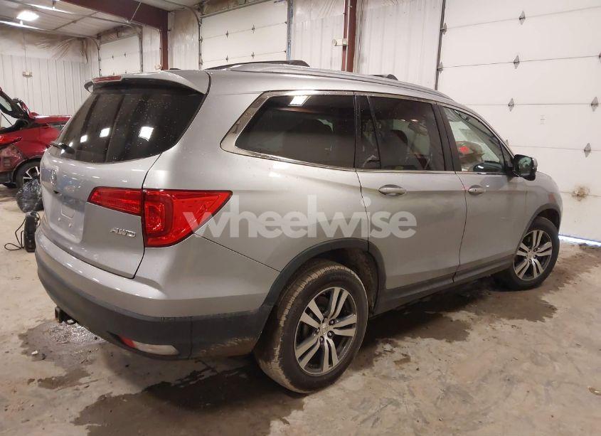 Photo 4 of 2017 Honda Pilot EX-L (VIN 5FNYF6H5XHB100978)