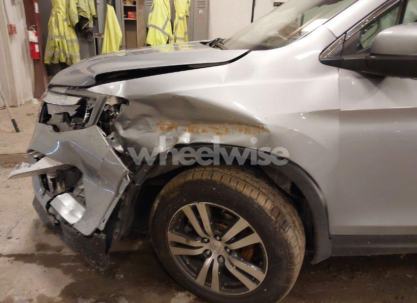 Photo 6 of 2017 Honda Pilot EX-L (VIN 5FNYF6H5XHB100978)