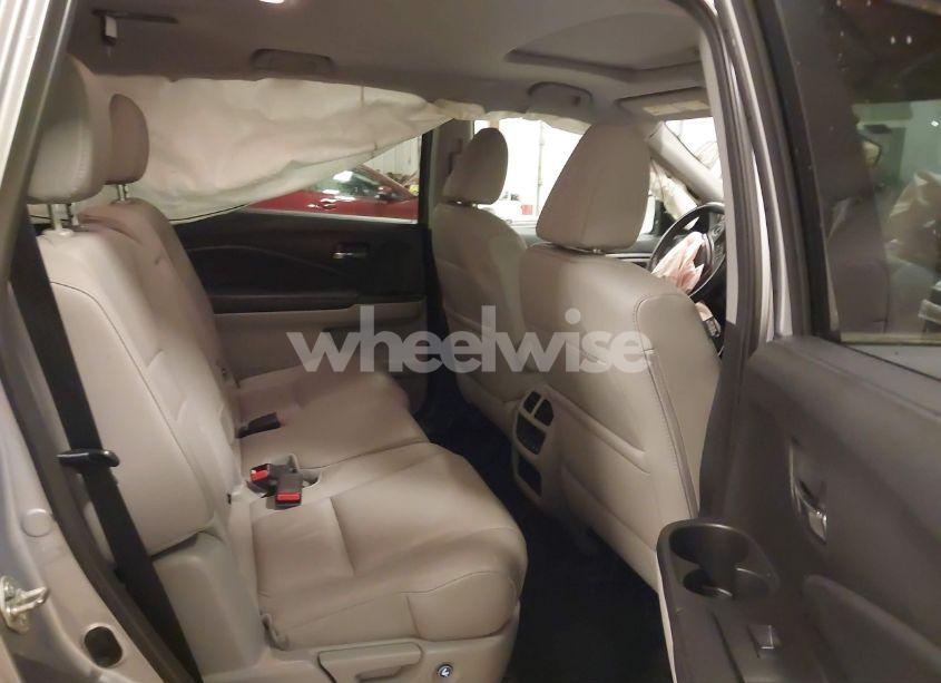 Photo 8 of 2017 Honda Pilot EX-L (VIN 5FNYF6H5XHB100978)