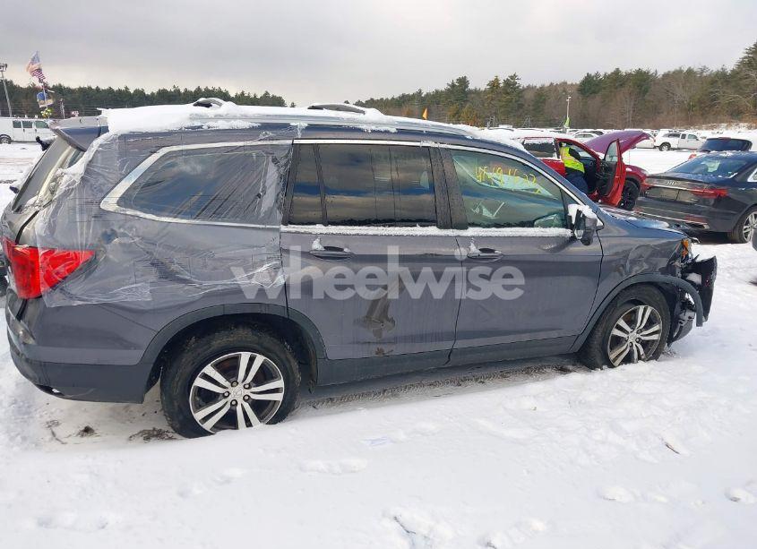 Photo 13 of 2018 Honda Pilot EX-L (VIN 5FNYF6H5XJB008310)