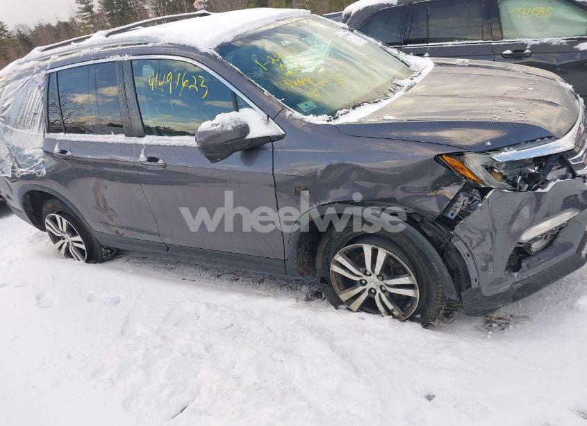 Photo 6 of 2018 Honda Pilot EX-L (VIN 5FNYF6H5XJB008310)