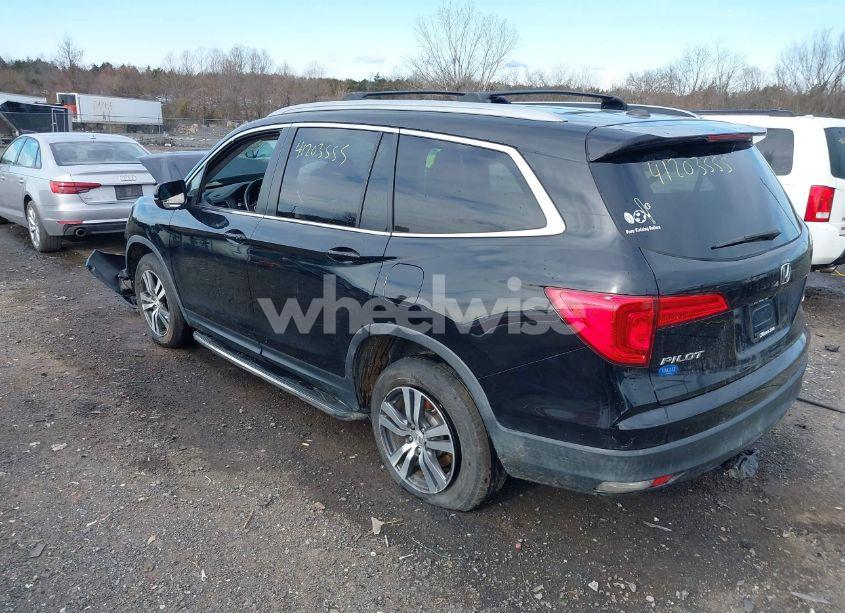 Photo 3 of 2018 Honda Pilot EX-L (VIN 5FNYF6H5XJB012888)