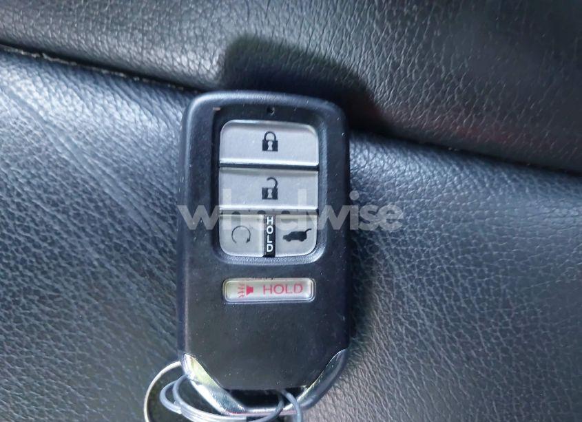 Photo 11 of 2018 Honda Pilot EX-L (VIN 5FNYF6H5XJB012910)