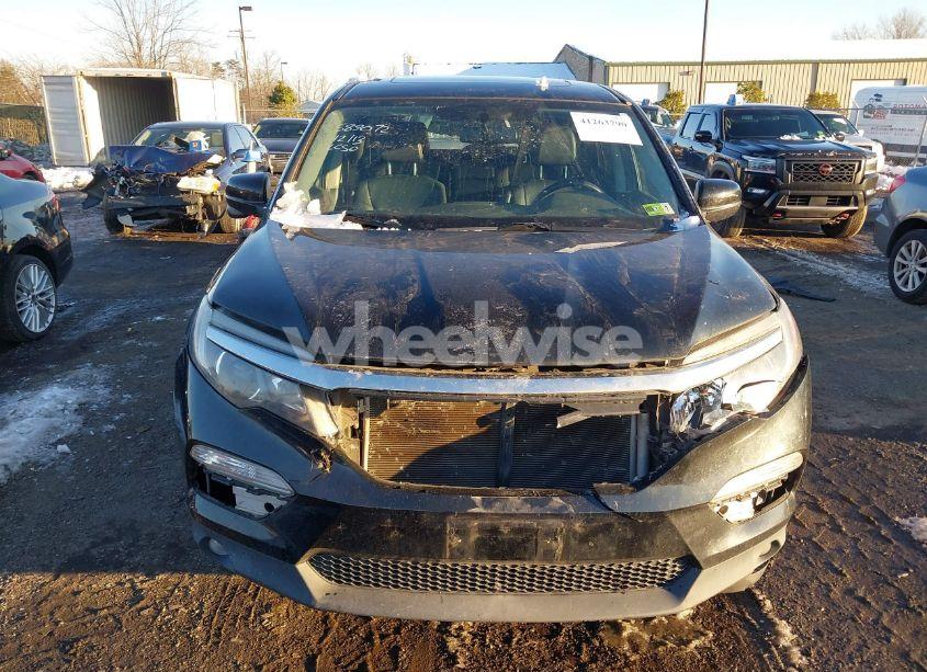 Photo 13 of 2018 Honda Pilot EX-L (VIN 5FNYF6H5XJB012910)