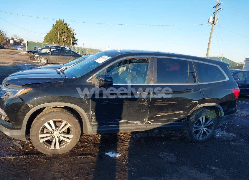 Photo 15 of 2018 Honda Pilot EX-L (VIN 5FNYF6H5XJB012910)