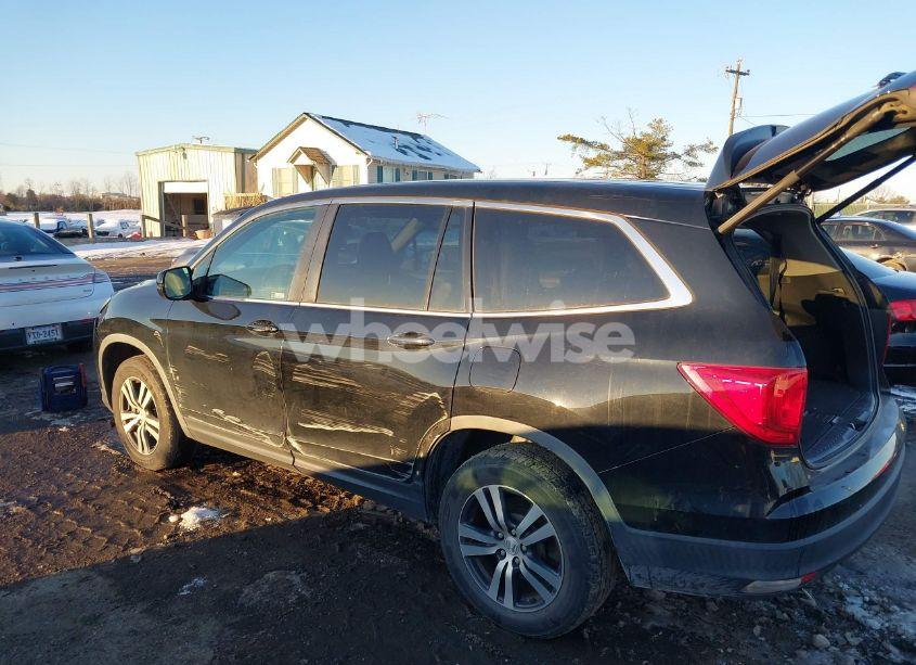 Photo 3 of 2018 Honda Pilot EX-L (VIN 5FNYF6H5XJB012910)