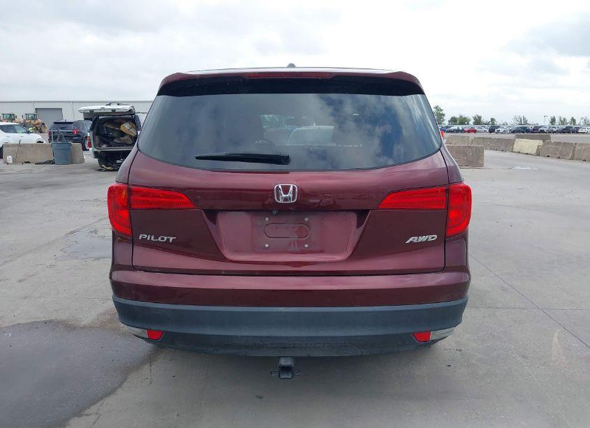Photo 16 of 2018 Honda Pilot EX-L (VIN 5FNYF6H5XJB047866)