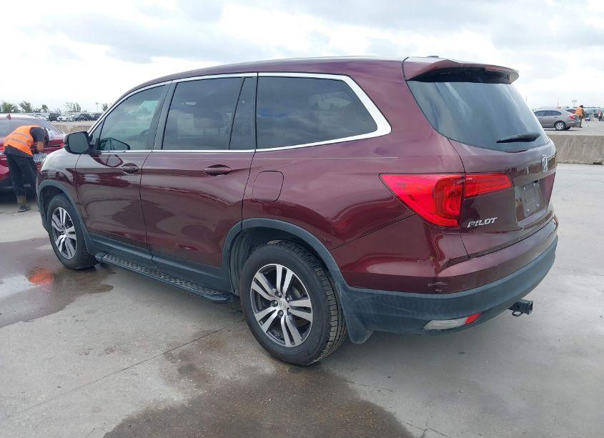 Photo 3 of 2018 Honda Pilot EX-L (VIN 5FNYF6H5XJB047866)