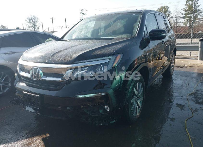 Photo 2 of 2019 Honda Pilot EX-L (VIN 5FNYF6H5XKB064815)