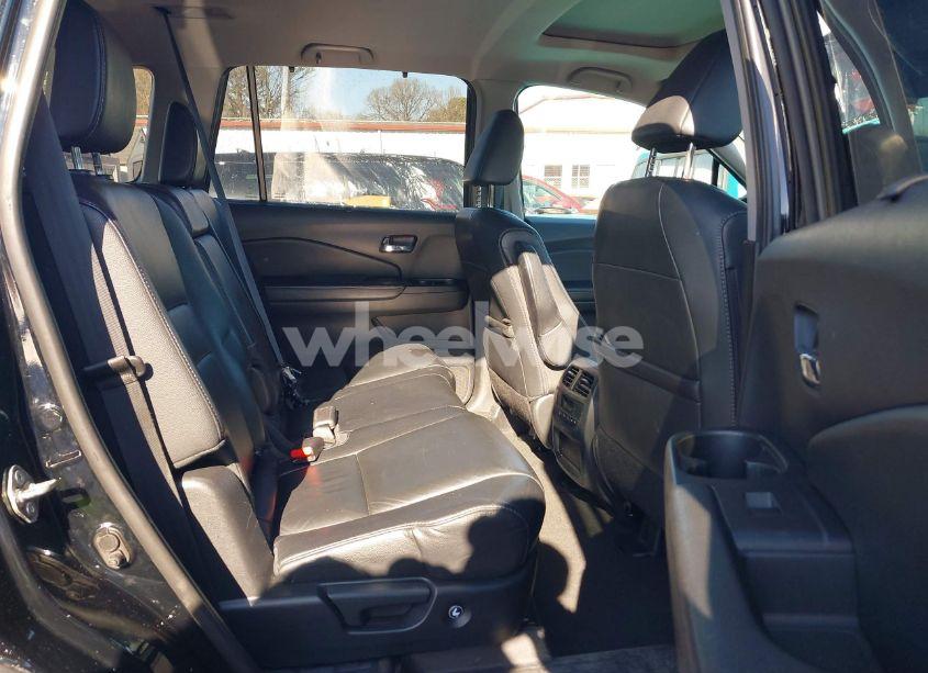 Photo 8 of 2019 Honda Pilot EX-L (VIN 5FNYF6H5XKB064815)