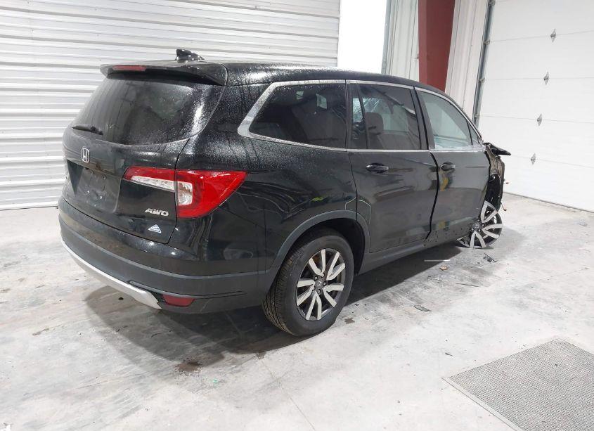 Photo 4 of 2020 Honda Pilot AWD EX-L (VIN 5FNYF6H5XLB044646)